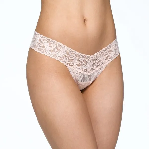 Signature Lace Low Rise Thong